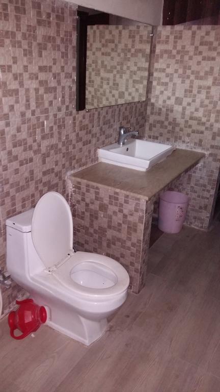 Grace View Guest House Lahore Bagian luar foto